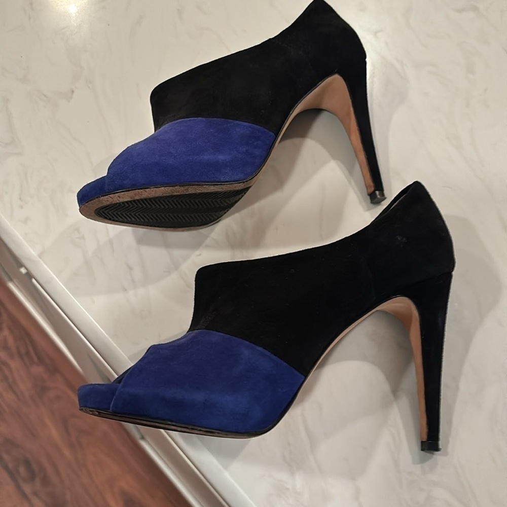 Diane Von Furstenberg Suede Shoes - Picture 2 of 7